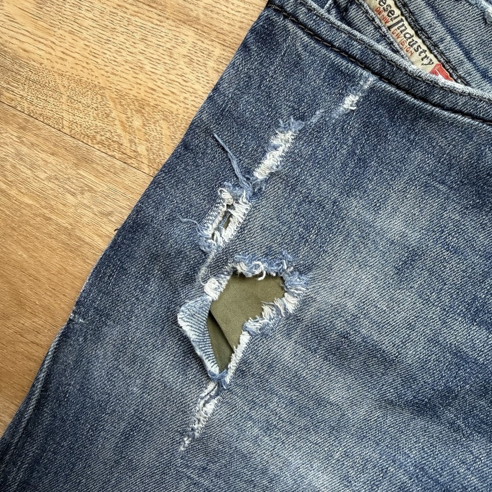 Diesel Buster Jeans Men 36x32 Blue Slim Tapered Stretch Dark Wash Thrashed 0833F - Picture 7 of 16